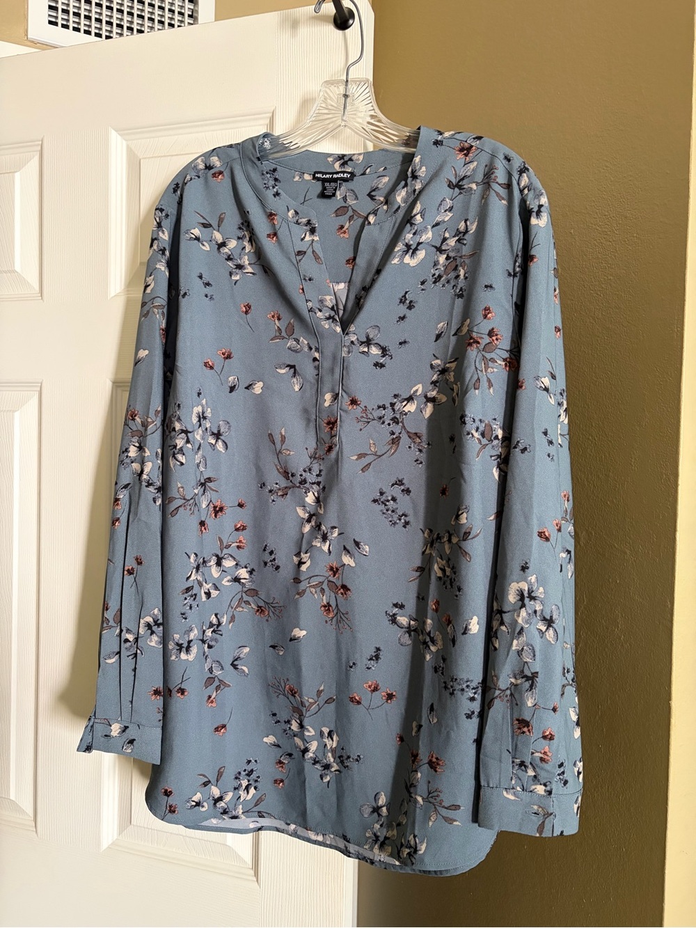 Daily Ritual Blue Floral V-Neck Long-Sleeve Blouse